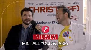 Michaël youn est un fervent supporter de football, qui lui a valu une condamnation en 2016. Michael Youn Les Bracelets Rouges Ma Fille Fait Absolument Ce Qu Elle Veut De Moi Programme Tv