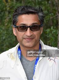 Philip Kaufman and his family Christine Pelosi, Bella Kaufman and... News  Photo