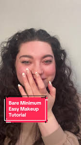 Easy bare minimum makeup for beginners! Simple makeup looks like this are  such a fun way to start stepping out of your comfort zone and trying new  things with makeup! #easymakeuptutorial #simplemakeup ...