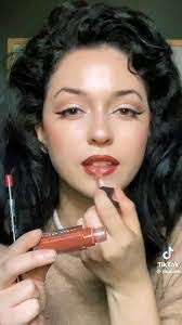 Meredith Wingfield's Instagram, Twitter & Facebook