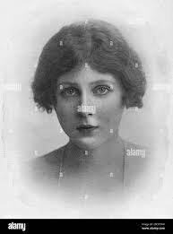 Diana in -Fotos und -Bildmaterial in hoher Auflösung