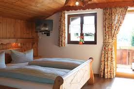 Check spelling or type a new query. Doppelzimmer Ifenblick Gastehaus Ender In Oberstdorf Im Allgau