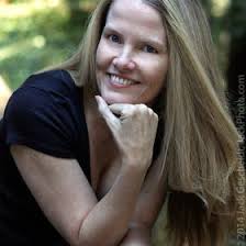 Amy Pfaffman's Instagram, Twitter & Facebook