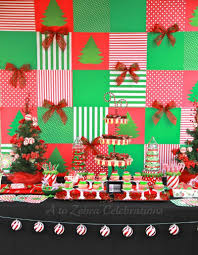 Backdrop Idea Christmas Party Decorations Diy Green Christmas Decorations Christmas Party Table