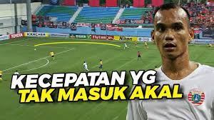 Kangen kegilaan si kancil persija aksi riko simanjuntak saat buat bek asia saling tekel. Video Ini Buktikan Riko Simanjuntak Adalah Pemain Tercepat Di Indonesia Youtube