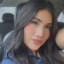 Stephanie Cabrera's Instagram, Twitter & Facebook