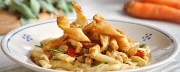 Pasta e ceci sono gli ingredienti primari di ciceri e tria. Ciciri E Tria Tarantolati It