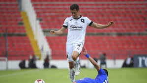 Recently fernando madrigaltook part in 24 matches for the team querétaro. 4 1 Queretaro Golea Al Lider America
