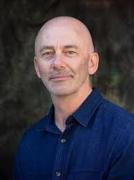 Association for Art History Fellowship awarded to alumnus Gavin Butt