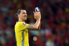 Zlatan ibrahimovic es sinónimo de espectáculo. Ibrahimovic Volta A Ser Convocado Para A Selecao Da Suecia E Celebra O Retorno De Deus Futebol Internacional Ge