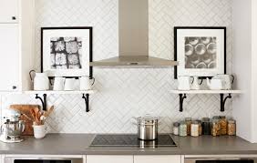 If you are remodeling your home and are looking for a more contemporary design, here are a few choices to consider. Creative Backsplash Patterns For Standard Tile Shapes