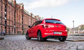 Finally, a launch edition car ($20,490 manual, $22,990 automatic) completes the models comparison. Neuer Vw Polo Beats Mit 115 Ps Im Fahrbericht Hat Alles Kann Alles Automativ De Das Auto Magazin