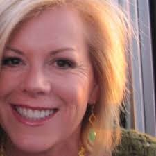 Lori Doran's Instagram, Twitter & Facebook