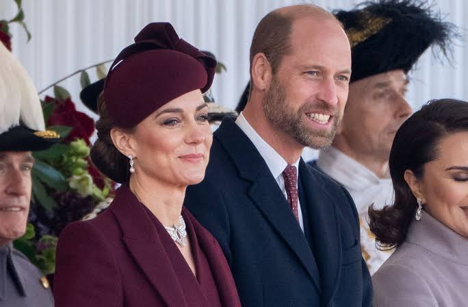Kate Middleton Proves Her Curtsy Reigns Supreme During Qatari State Visit | Vanity Fair