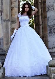 Snow White Wedding Dress By L Fay Wedding Dresses Princess Ballgown Disney Princess Wedding Dresses Princess Wedding Dresses