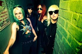Preforming under the electrocutes moniker (why isn't this their real band name? Inside L7 S Rise Fall And Unlikely Rebirth Rolling Stone