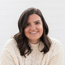 Emily Renda's Instagram, Twitter & Facebook