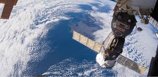 Jul 01, 2018 · iss live offers you an exciting experience where everything is thoroughly thought and designed, the complete app that shows earth video streaming about 400 km above it, with a lot of options fully customizable.you will have available a stunning live hd video streaming to your device screen, directly from the international space station cameras.the app has integrated the native android … Iss Live Now 6 3 3 Download Android Apk Aptoide