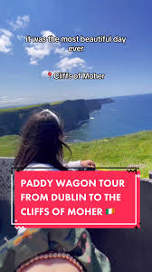 A great day trip to see the west coast of ireland 🇮🇪🍀 #paddywagon  #paddywagontours #cliffsofmoher #dublindaytrip #travelireland #fyp