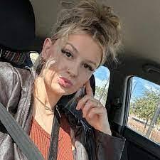 Ericka Camp's Instagram, Twitter & Facebook