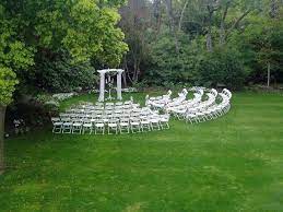 Pin By Israela Antelo On Wedding Ideas Wedding Ceremony Seating Seating Arrangement Wedding Outdoor Wedding Ceremony Seating