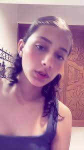 Helena Ortiz (@helenaortiz._)