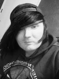 Marcus Lillie's Instagram, Twitter & Facebook