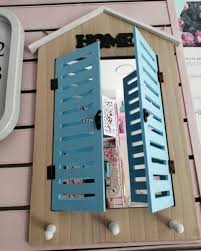 شباك ديكور بمرايا وشماعه مفاتيح مقاس Ikea Turkish Store Facebook