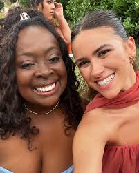 Beatriz Taborda's Instagram, Twitter & Facebook