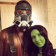 23 Kickass Comic Book Costumes For Couples Superhero Couples Costumes Couple Halloween Costumes Geeky Halloween Costumes