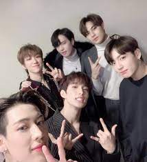 Jungkook With His 97 Line Friends Yugyeom Jungkook Jungkook Mingyu