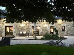 Le Gite De Kermal Longere De Charme A Bannalec Maison De Campagne Francaise Amenagement Jardin Deco Exterieur Jardin