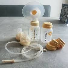 Symphony gives you and your baby optimal support during the breastfeeding period. Medela Symphony Einzelpumpset Und Zwei Medela Calma Sauger Mit Flaschchen Ebay