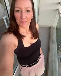 Krysten Rogers's Instagram, Twitter & Facebook