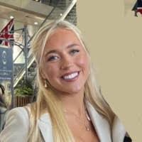 Hannah Mace's Instagram, Twitter & Facebook