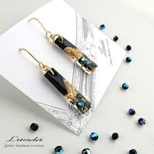 ブラック 金箔とファイアポリッシュのフックピアス 樹脂ジュエリー 手作り アクセサリー レジン 樹脂クラフト