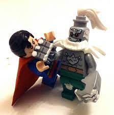 Lego batman guess who game as he releases superman and the flash and finds doomsday, by toysreviewtoys. Doomsday Vs Superman Lego Batman Minecraft Lego Batman