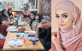 Misslinkpk85 from the mobile phone show all posts read mode Family Ude Tak Pergi Ke Tindakan Intan Liana Muat Naik Foto Bersama Keluarga Bekas Suami Timbulkan Persoalan Gempak