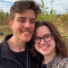 Peterson please make sure that aisle is wild enough for three people to  fit! And give some thought to the transition once you get to the end of the  aisle ❤️ #weddinganswer #