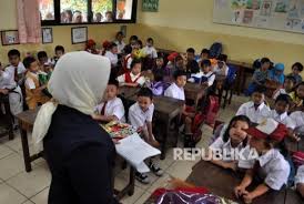 Materi pokok/ sub materi : Seperti Apa Interaksi Sosial Di Era New Normal Republika Online