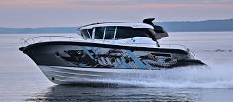 Bayliner is more than just a boat. Arctic Commuter L Four Seasons Boats