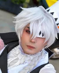 believe it or not I did cosplay a new bungou boy but didn't get too many  pictures because the snaps holding