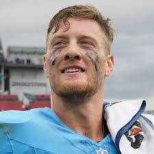 Avontae Smith's Instagram, Twitter & Facebook