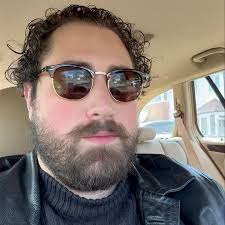 So excited to share my new song Limbo and it’s out at 6pm listen and  download your own copy from thomasatlas.com 🎧😉 , Limbo Release Party