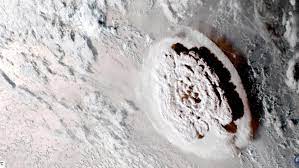 Un volcán submarino entra en erupción de forma espectacular cerca de tonga, una nación del pacífico sur, provocando que olas de tsunami se . F3qynhmfrghz0m