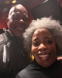 I was very honored to meet the late great Flip Wilson's daughter Tamara  tonight Her father is a legend and a stand up pioneer @hollywoodimprov