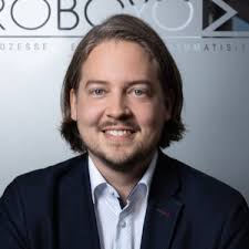 Sven Manutiu Email & Phone Number