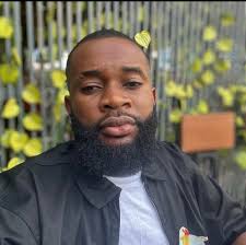 Wanted to post my first post in EDCMY but i was like scrolling scrolling  and scrolling and scrolling and decided my phone is so slow at loading...or  man...i post too much...🤔🤔 (i