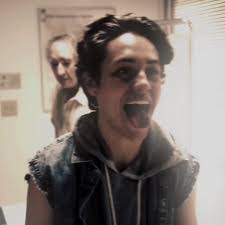 Carl Rayburn's Instagram, Twitter & Facebook