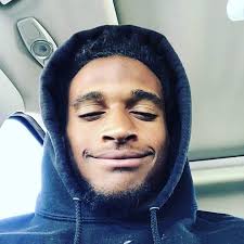 Anna Bender (@ac_bender)